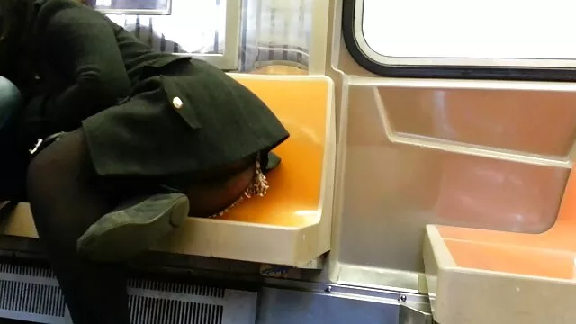 Porno pas d'inscription  Maman est venu site film x gratuit avant de baiser son fils