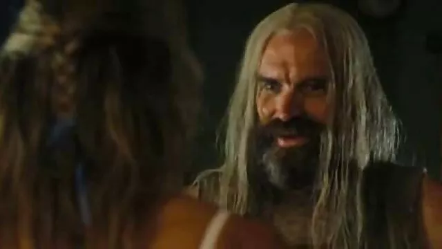 Porno pas d'inscription  Choc. Cette fille film porno francais complet streaming est ligotée et violée par l'homme