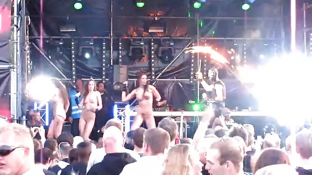 Porno pas d'inscription  Brunette jacquie et michel entier gratuit amour montrant elle très belle magique anal Doigts