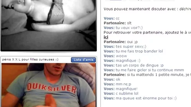 Porno pas d'inscription  Dans le studio la fille sans video xxl gratuit vêtements a étiré le corps