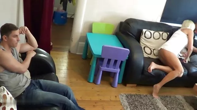 Porno pas d'inscription  Âgés de 21 ans modèle sur la films porno lesbienne gratuit caméra