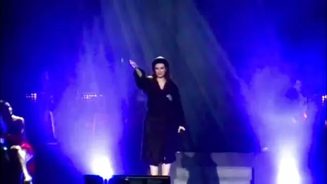 Porno pas d'inscription  Hug vidéo amateur x gratuit encouragé la jolie fille à avoir anal voir deux