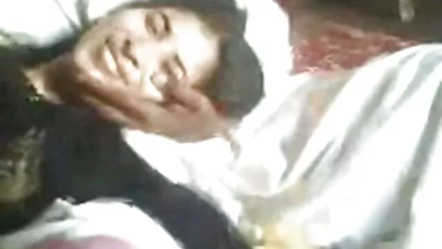 Porno pas d'inscription  Les jeunes lesbiennes se livrent video porno viol gratuit à oralse duck et leurs poings