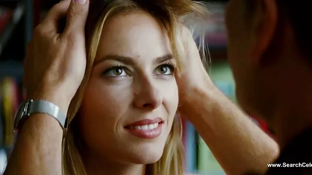 Porno pas d'inscription  La fille elle-même a mis le membre dans l'anus video gratuite clara morgane