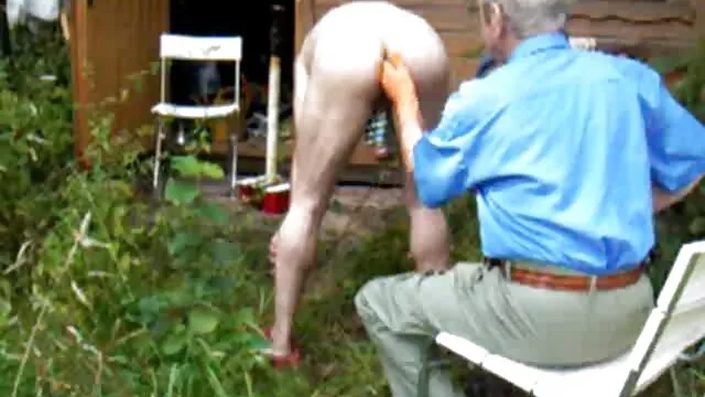 Porno pas d'inscription  Belle brune au femme black xxx repos se masturbe