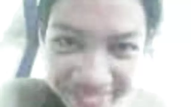 Porno pas d'inscription  Quatre femmes prennent un bain film porno gratuit lesbienne sur le stand