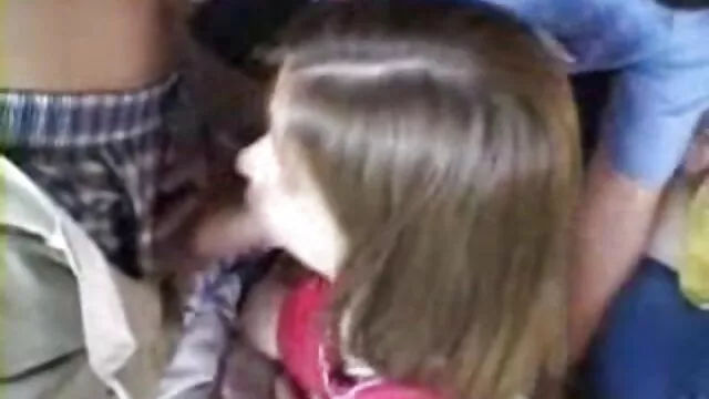 Porno pas d'inscription  Rousse lesbienne séduire video gay porno francais petite amie dans la douche