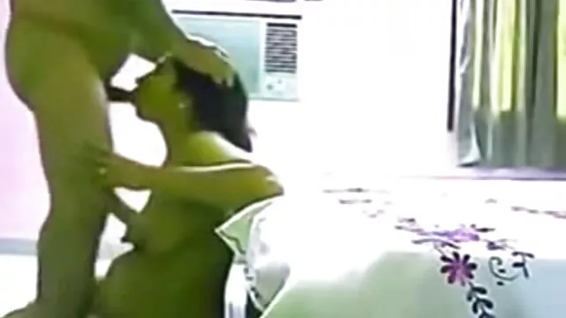 Porno pas d'inscription  Son poussin a attrapé la fille adulte et l'a punie telecharger video pono avec anal